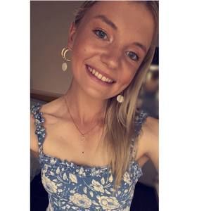 Meet your Posher, Isabella